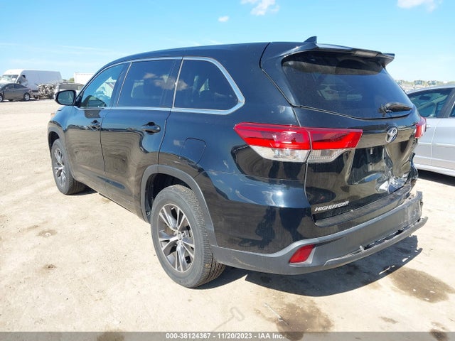 2018 TOYOTA HIGHLANDER LE PLUS VIN: 5TDZZRFH3JS249521