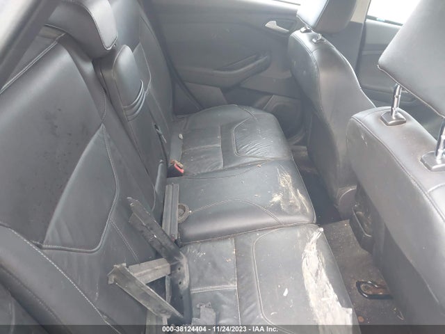 2016 FORD FOCUS SE VIN: 1FADP3K2XGL266203