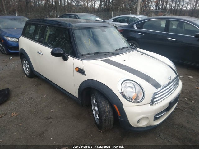 2013 MINI CLUBMAN WMWZF3C52DT490604 Photo 0