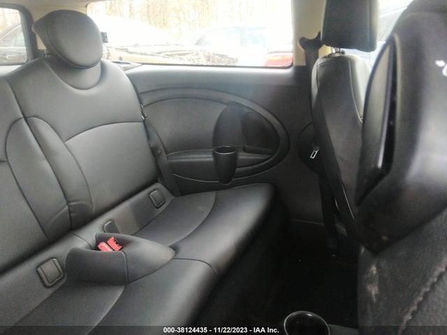 2013 MINI CLUBMAN WMWZF3C52DT490604 Photo 7