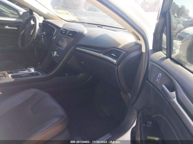 2020 FORD FUSION 3FA6P0D93LR132940 Photo 4