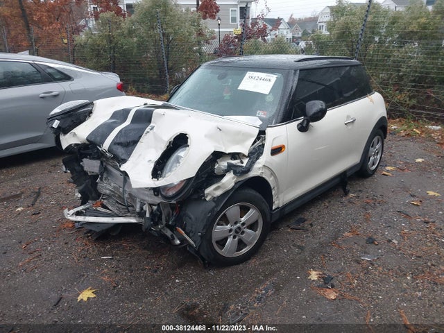 2017 MINI HARDTOP WMWXP5C3XH3C64852 Photo 1