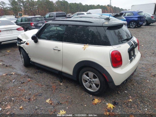 2017 MINI HARDTOP WMWXP5C3XH3C64852 Photo 2