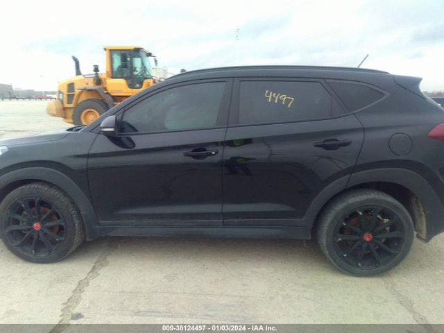 Hyundai Tucson Night 2017 KM8J3CA25HU444634 Image 14
