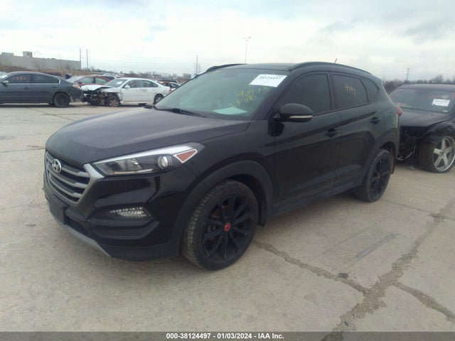 Hyundai Tucson Night 2017 KM8J3CA25HU444634 Image 2