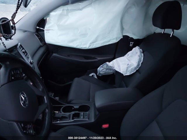 Hyundai Tucson Night 2017 KM8J3CA25HU444634 Image 5