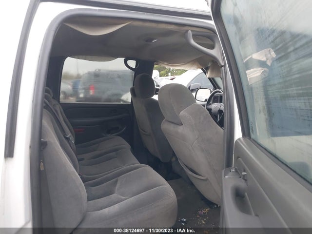 2005 CHEVROLET SILVERADO 1500 LS VIN: 2GCEC13T051271483