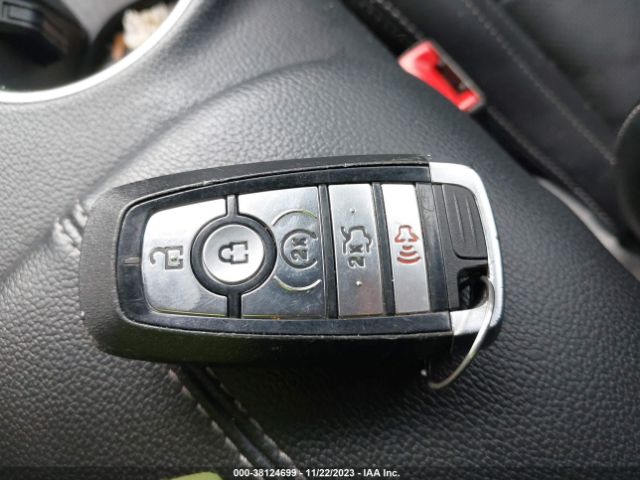 2021 FORD MUSTANG 1FA6P8CF8M5137710 Photo 10