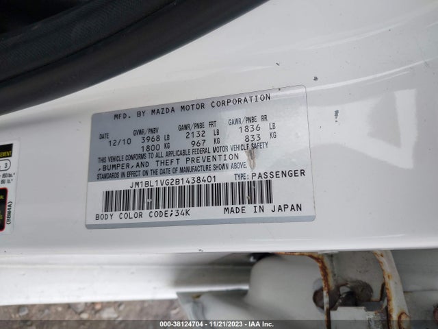 2011 MAZDA MAZDA3 I TOURING VIN: JM1BL1VG2B1438401