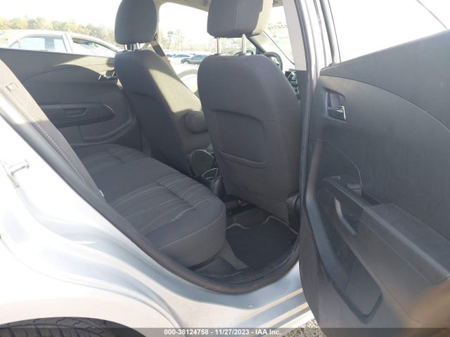 Chevrolet Sonic Lt Auto 2016 1G1JC5SH7G4159069 Image 8