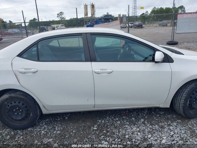 Toyota COROLLA LE 2016 5YFBURHE6GP535416 Image 13