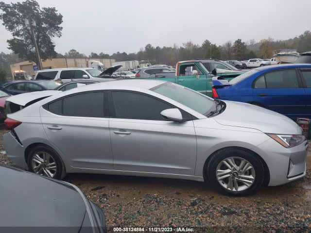 Hyundai ELANTRA SEL 2019 5NPD84LFXKH414569 Image 13