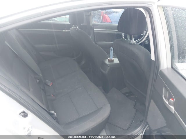 Hyundai ELANTRA SEL 2019 5NPD84LFXKH414569 Image 8
