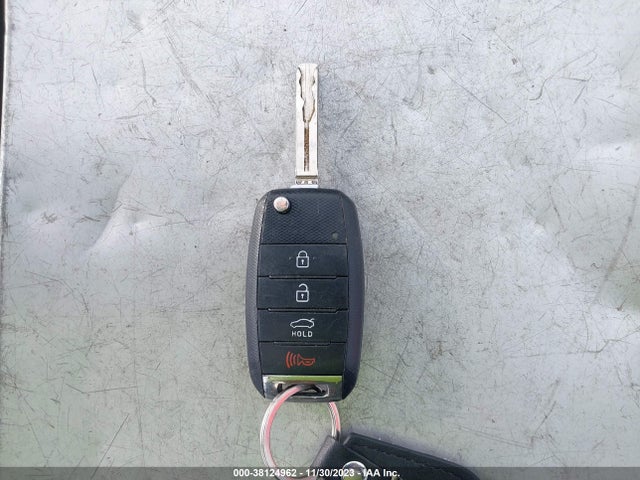 KIA Optima Lx 2015 KNAGM4A72F5576882 Image 11
