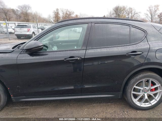 ZASFAKPN6J7B90486 Alfa Romeo Stelvio Sport Awd