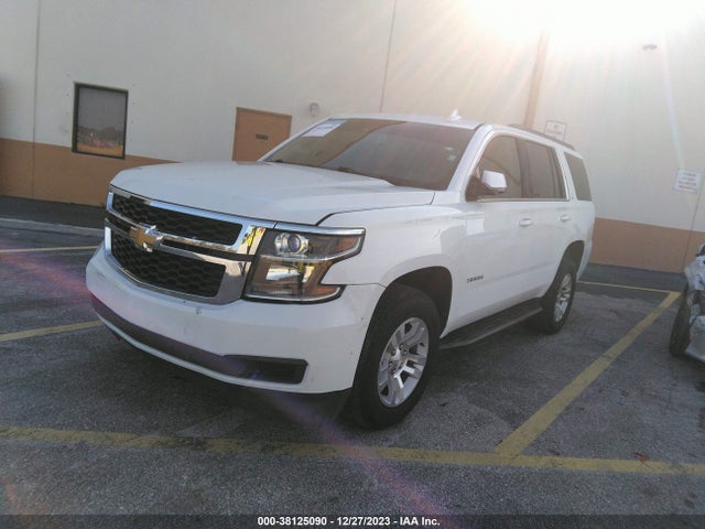 Chevrolet Tahoe Lt 2017 1GNSCBKC9HR166261 Image 2