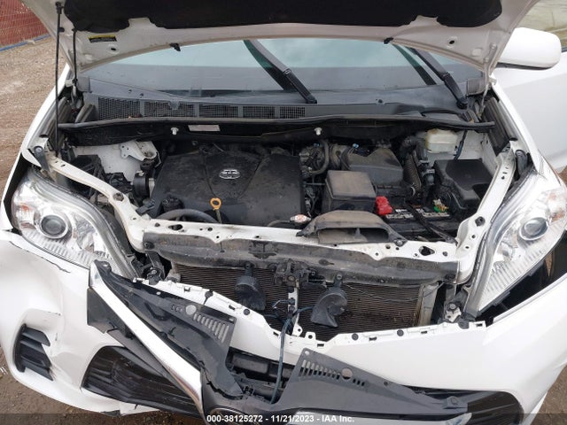 Toyota SIENNA LE 2020 5TDKZ3DC2LS071299 Image 10