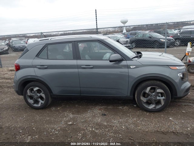 2023 HYUNDAI VENUE SEL VIN: KMHRC8A37PU224564