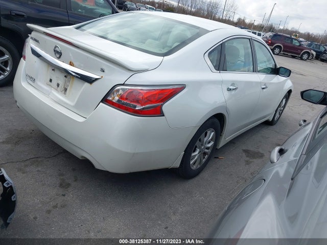 2015 NISSAN ALTIMA 2.5 S VIN: 1N4AL3AP4FC118199