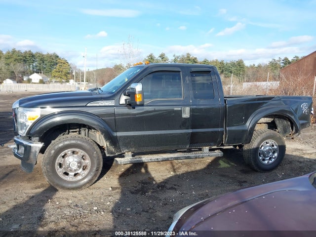2014 FORD F-250 XLT VIN: 1FT7X2B61EEB57067