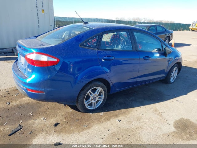 Ford FIESTA SE 2019 3FADP4BJXKM155946 Image 4