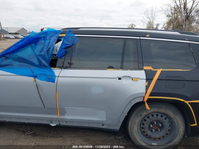 1C4RJKDG2N8516246 Jeep Grand Cherokee L Overland 4x4