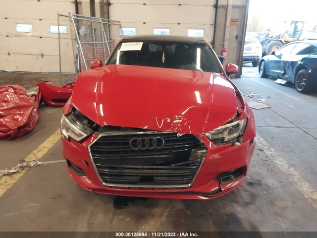 Audi A3 2.0t Tech Premium/2.0t Premium 2018 WAUAUGFF8J1043992 Image 12