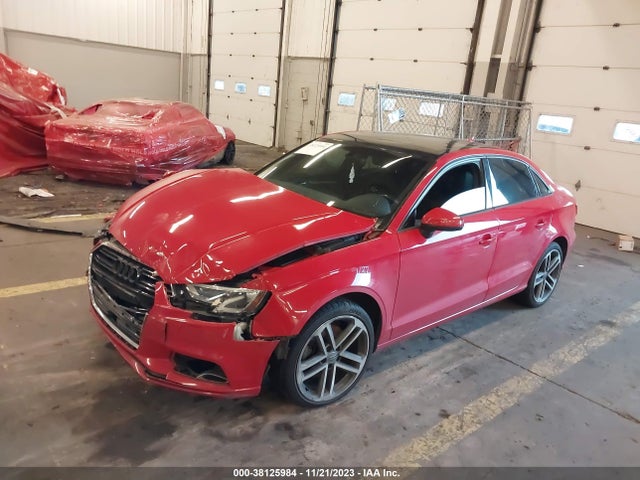 Audi A3 2.0t Tech Premium/2.0t Premium 2018 WAUAUGFF8J1043992 Image 2