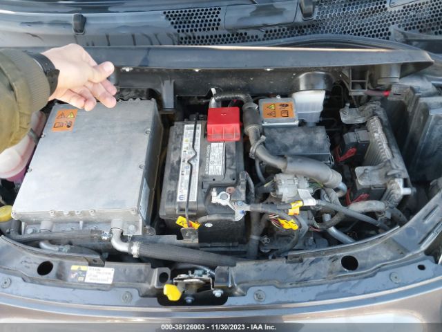 2018 FIAT 500E 3C3CFFGE8JT375434 Photo 9