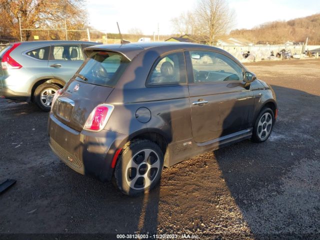 2018 FIAT 500E 3C3CFFGE8JT375434 Photo 3