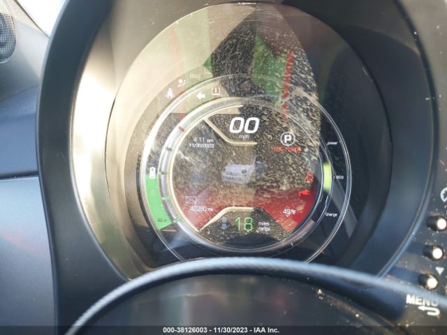 2018 FIAT 500E 3C3CFFGE8JT375434 Photo 6