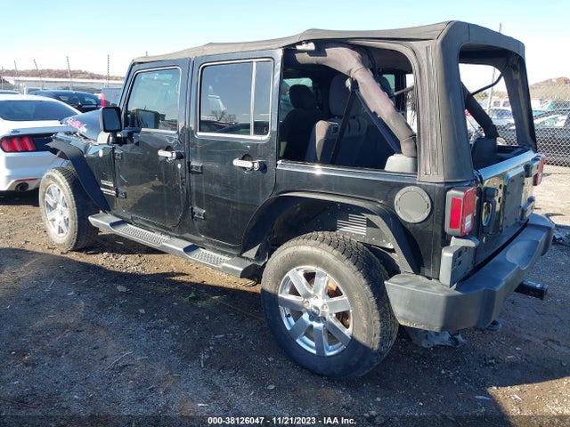 2016 JEEP WRANGLER UNLIMITED SPORT VIN: 1C4BJWDG0GL320010