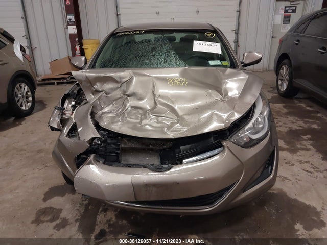 2014 HYUNDAI ELANTRA SE VIN: 5NPDH4AE3EH529335