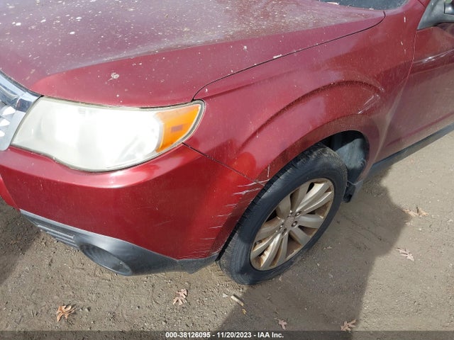 2012 SUBARU FORESTER 2.5X PREMIUM VIN: JF2SHADC8CH425341