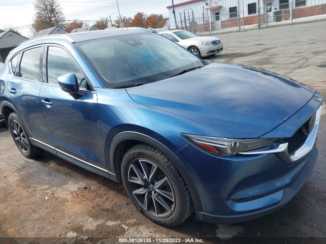 2018 MAZDA CX-5 GRAND TOURING VIN: JM3KFADM5J0304136