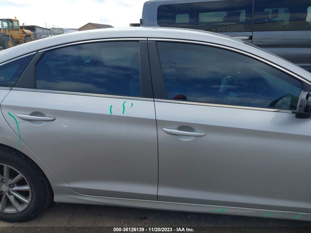 2019 HYUNDAI SONATA SE VIN: 5NPE24AF2KH784701