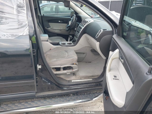 2012 GMC ACADIA SLE VIN: 1GKKRPED9CJ101883