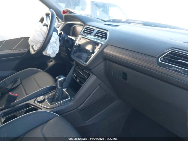 3VV4B7AX3NM152182 Volkswagen Tiguan 2.0t Sel R-line