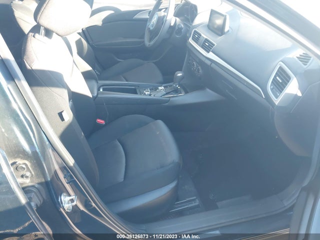 2017 MAZDA MAZDA3 SPORT VIN: 3MZBN1U73HM123711