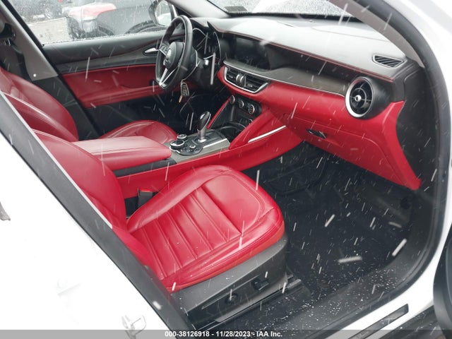ZASPAKBN1K7C45276 Alfa Romeo Stelvio Ti Lusso Awd