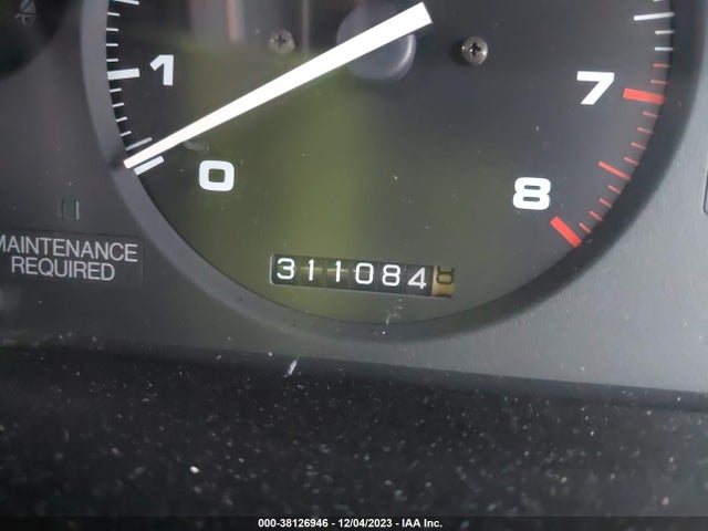 1992 ACURA VIGOR LS VIN: JH4CC2648NC006031