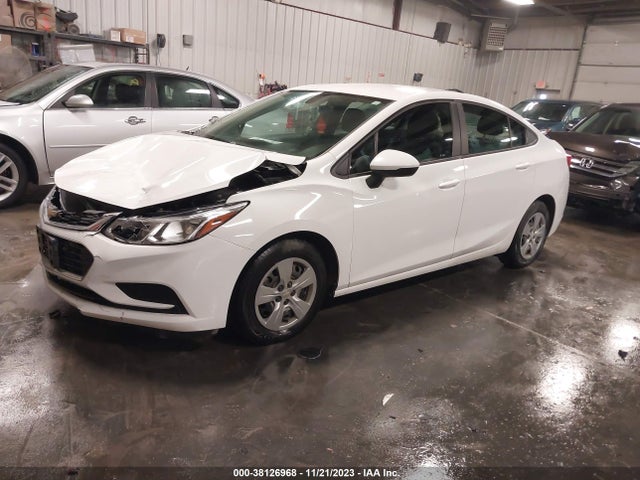 Chevrolet Cruze Ls Auto 2018 1G1BC5SM6J7150306 Image 2