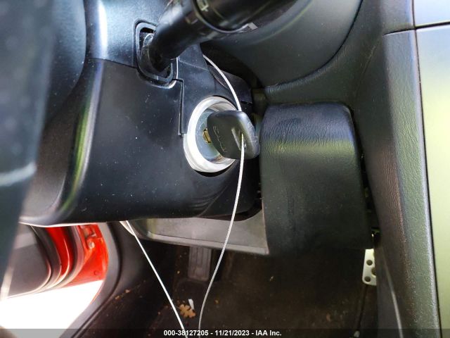 2005 SAAB 9-2X JF4GG22675G055981 Photo 10