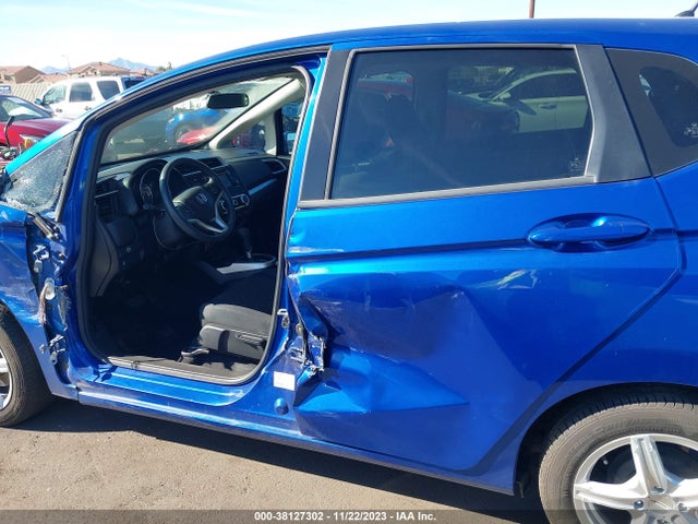 2016 HONDA FIT LX VIN: JHMGK5H59GS003028