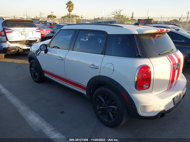 2012 MINI COOPER S COUNTRYMAN WMWZC3C52CWL82733 Photo 2