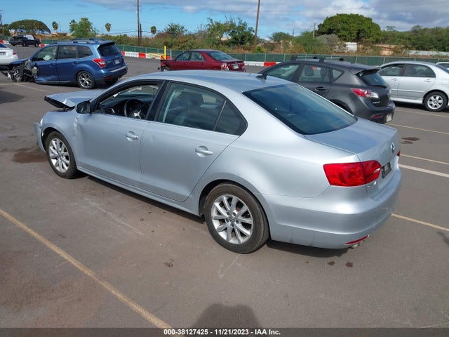 3VWD17AJ1EM304213 Volkswagen Jetta 1.8t Se