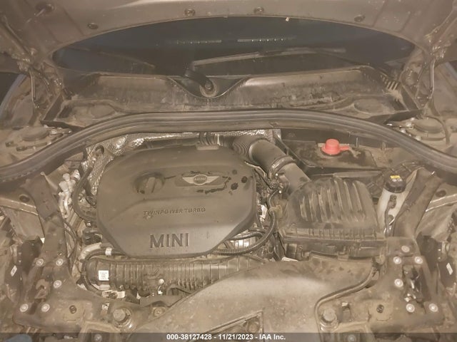 2017 MINI CLUBMAN WMWLU5C51H2C45900 Photo 9