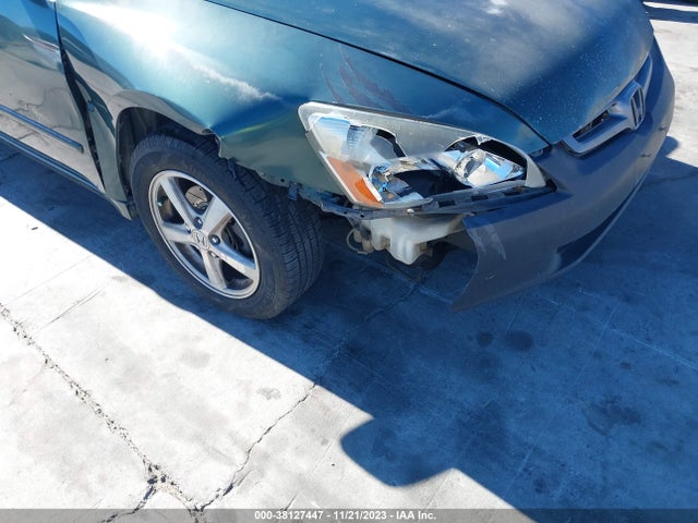 2003 HONDA ACCORD 2.4 EX VIN: JHMCM56673C070803