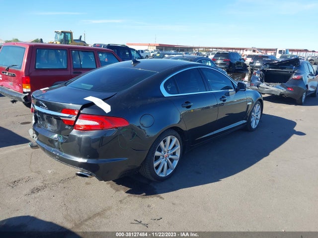 2014 JAGUAR XF SAJWA0EX7E8U18711 Photo 3