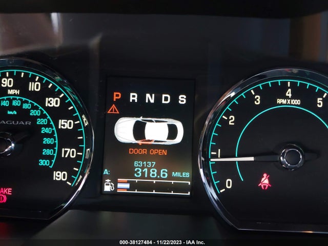 2014 JAGUAR XF SAJWA0EX7E8U18711 Photo 6